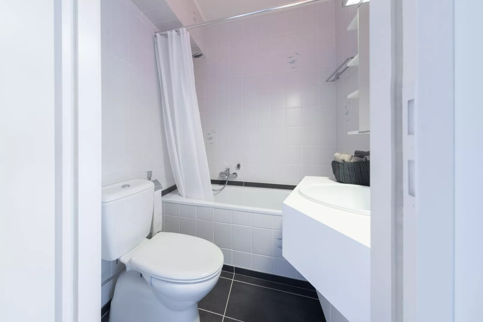 Brisbane II 0501-Bathroom