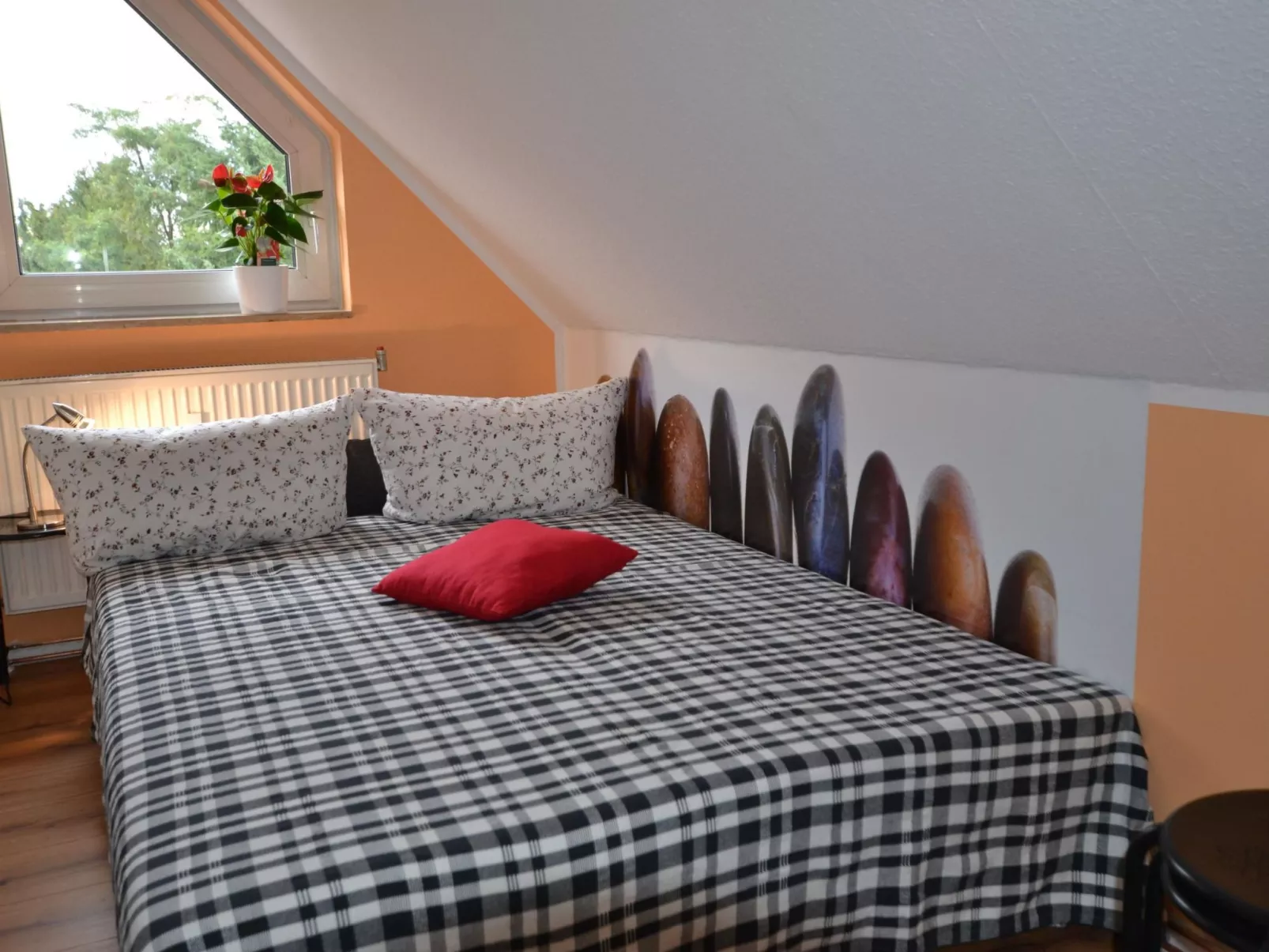 Großzügige Ferienwohnung mit Terrasse-Drinnen