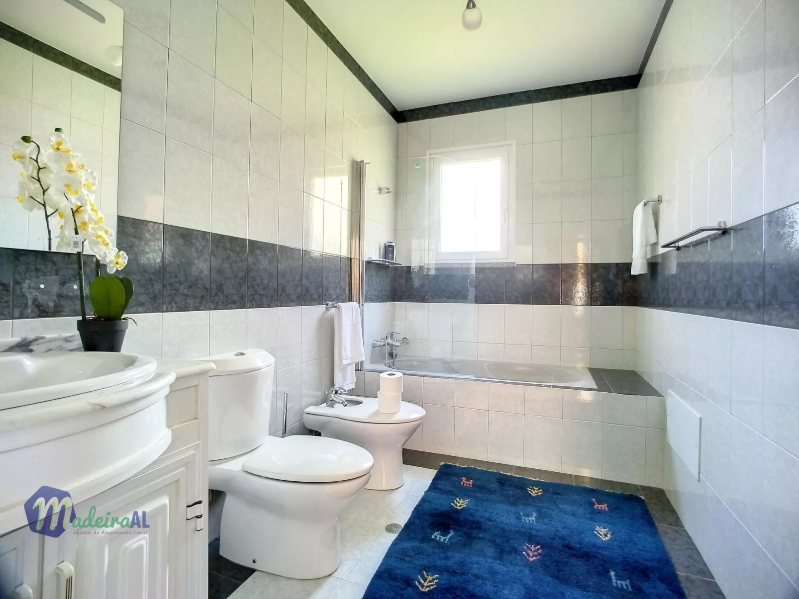 PEARLS BEACH VILLA-Inside