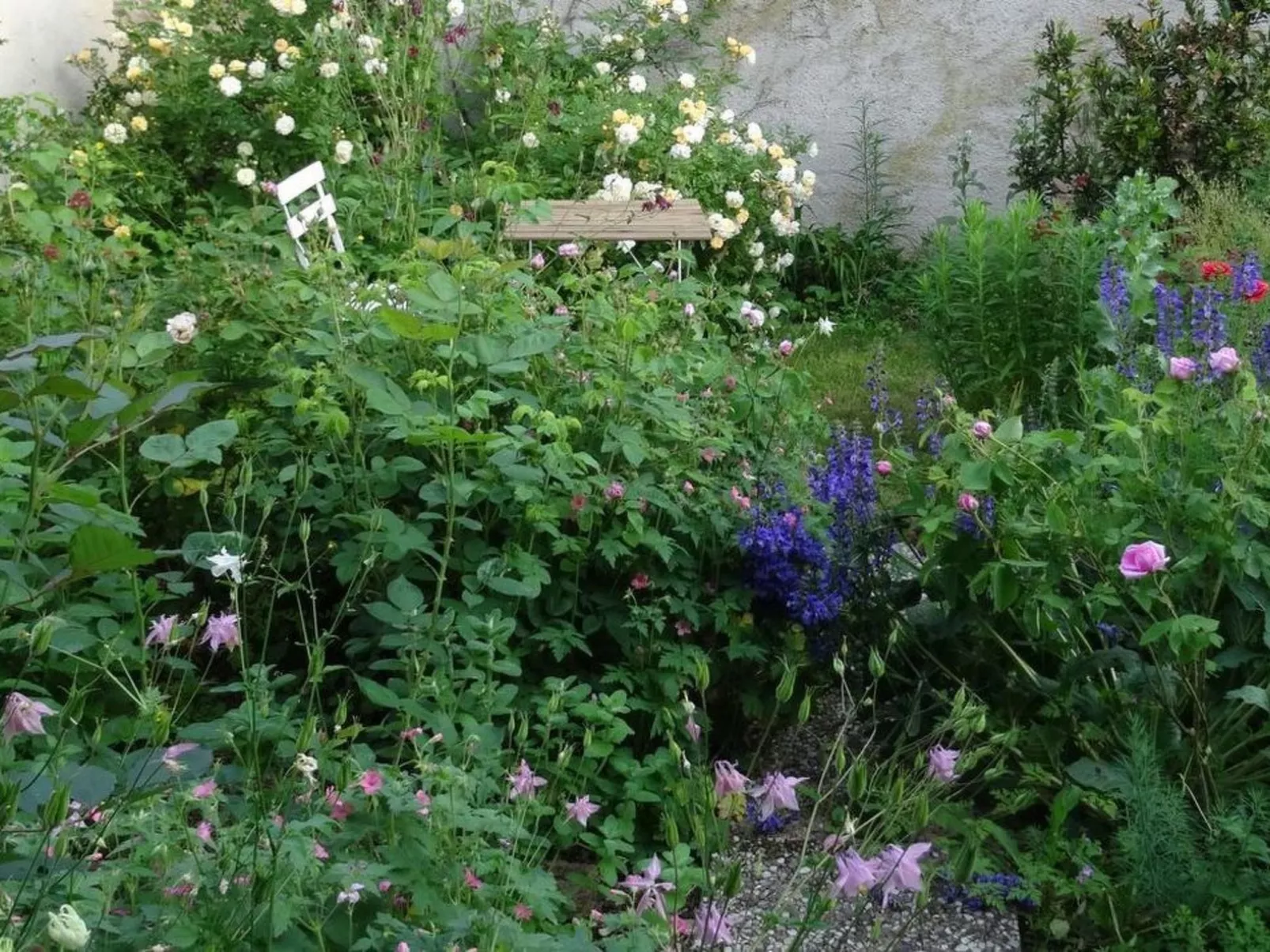 Bévau: Frankreich erleben mit Bio-Frühstück und täglichem Putz-Service-Dehors