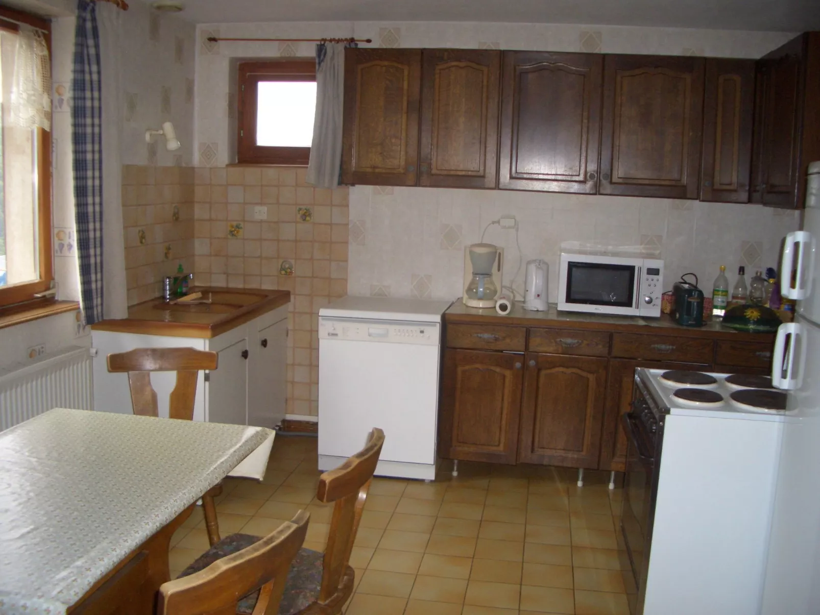 Mit Balkon, Garten und Talblick-Inside