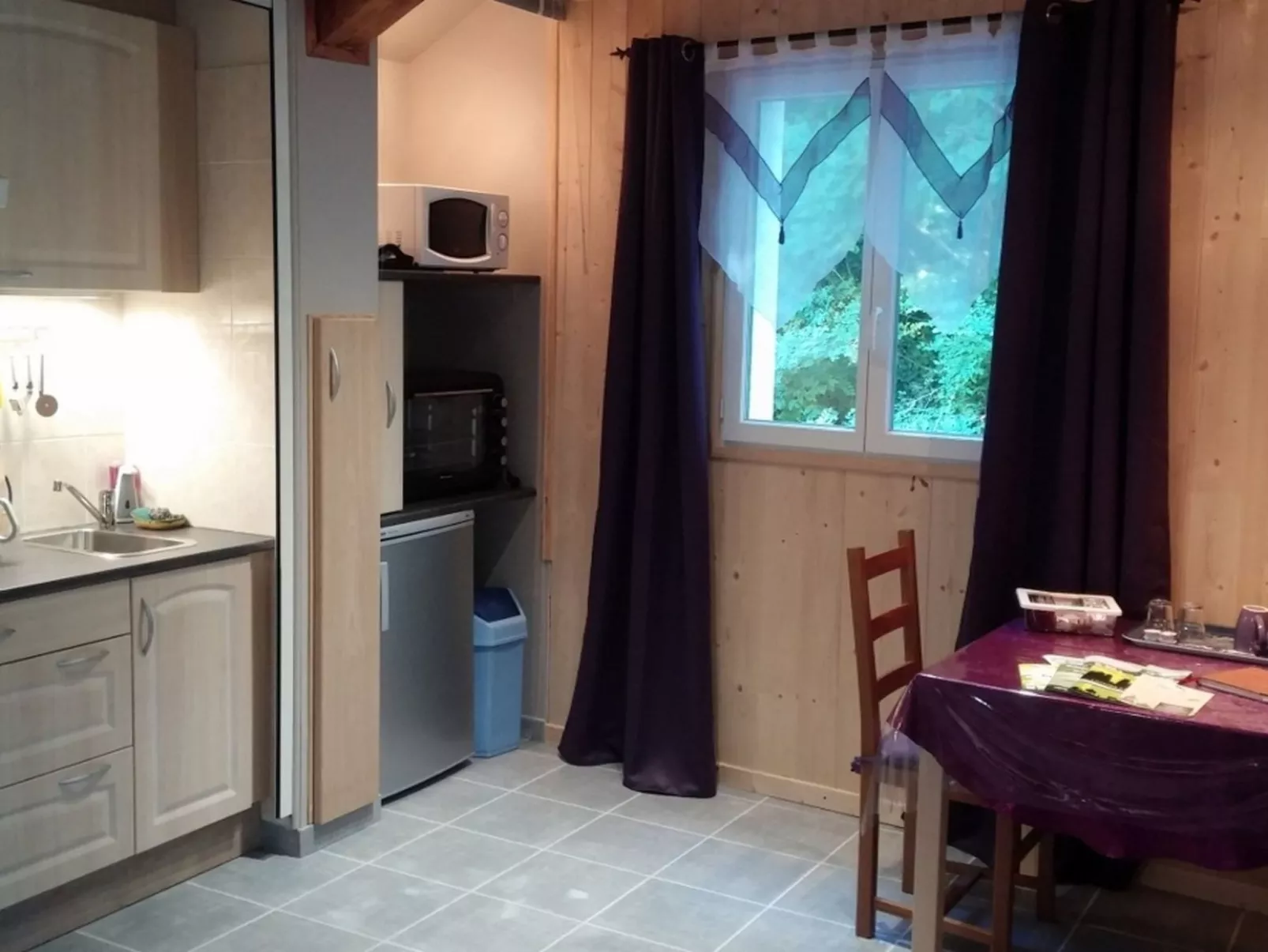 LA CABANE DES REVES-Dedans