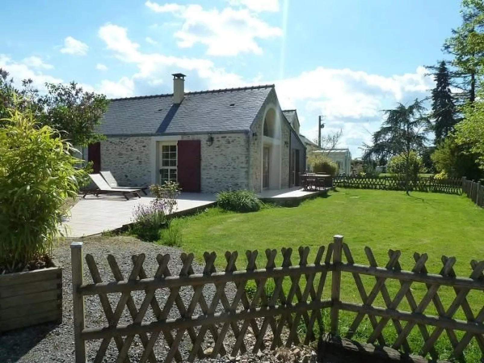 "Au Bas Chalonge Gîte"-Dehors