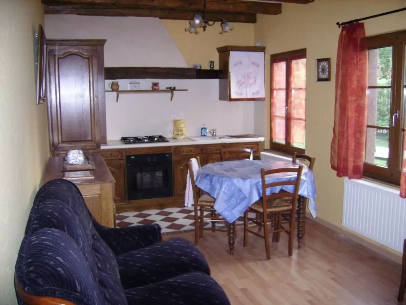 Gite "Sonneblüem un Pfefferminz"-Dedans