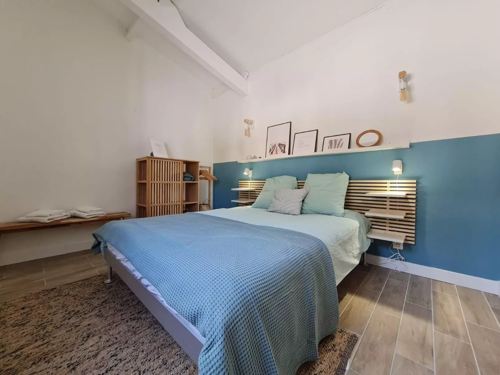 Im Herzen der Weinberge, große Terrasse mit atemberaubendem Blick auf das Meer, - Drinnen