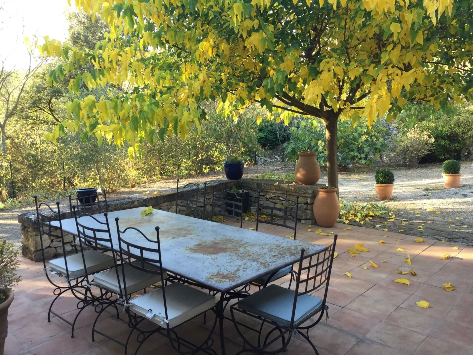 "Eutherpes Haus"-Draußen