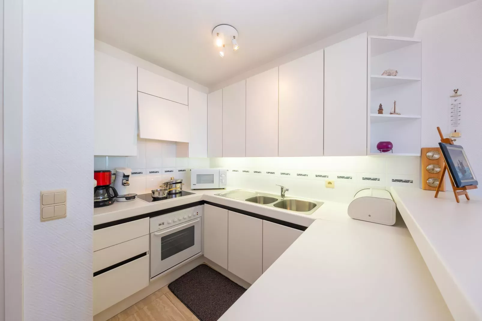 Mistral 0801-Kitchen