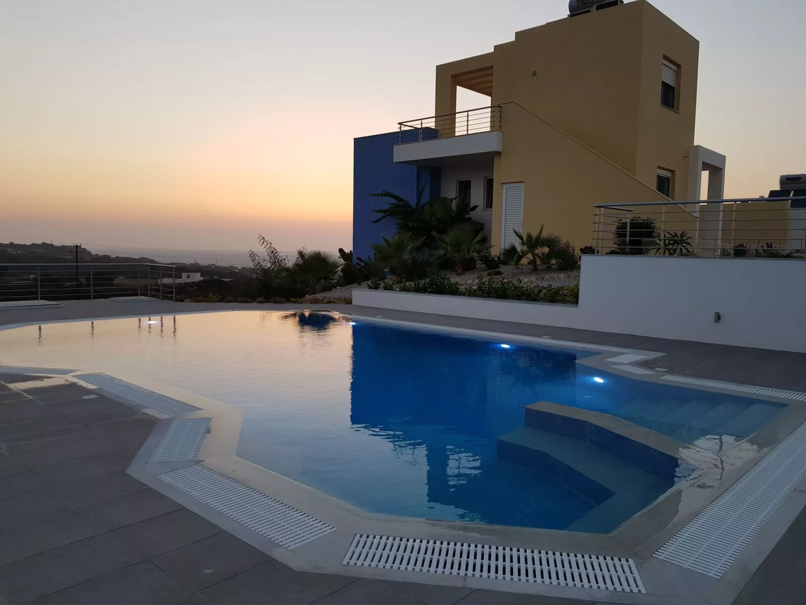 Villa Posseidon-Outside