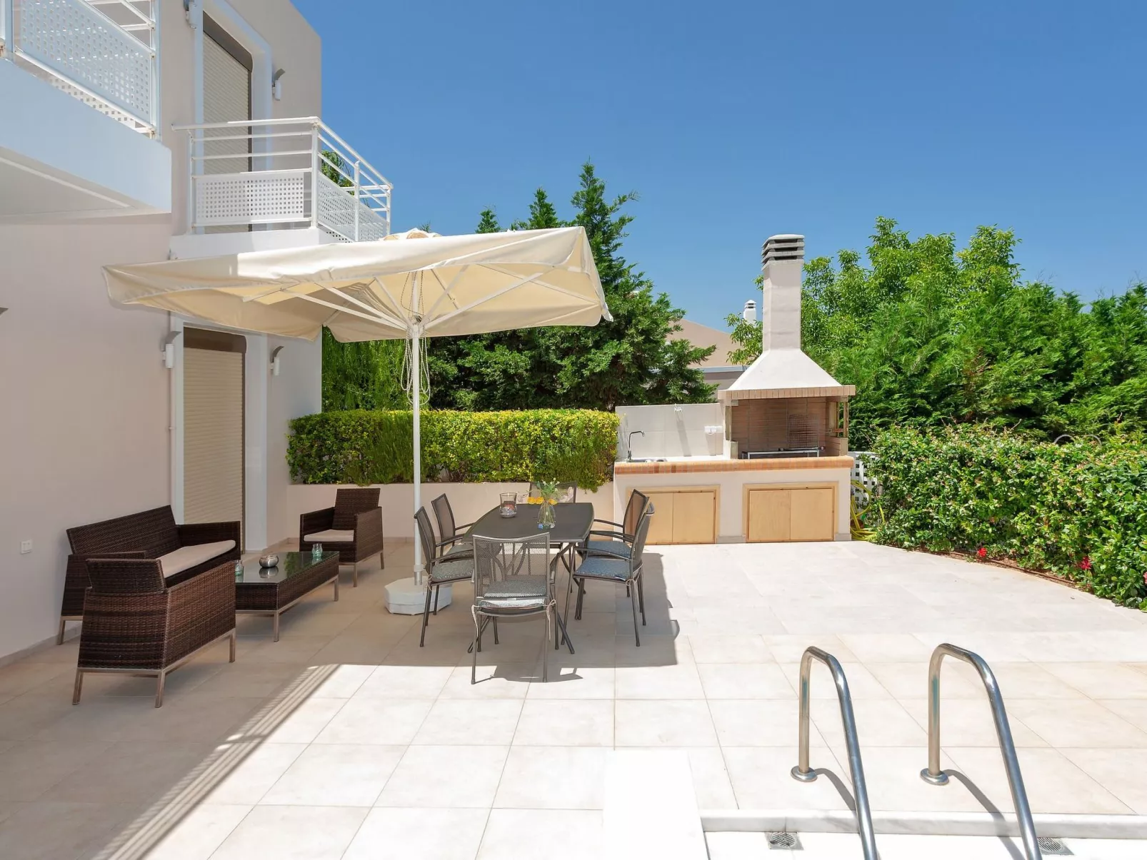 Haus in Arkadi mit Parkplatz vor Ort-Outside