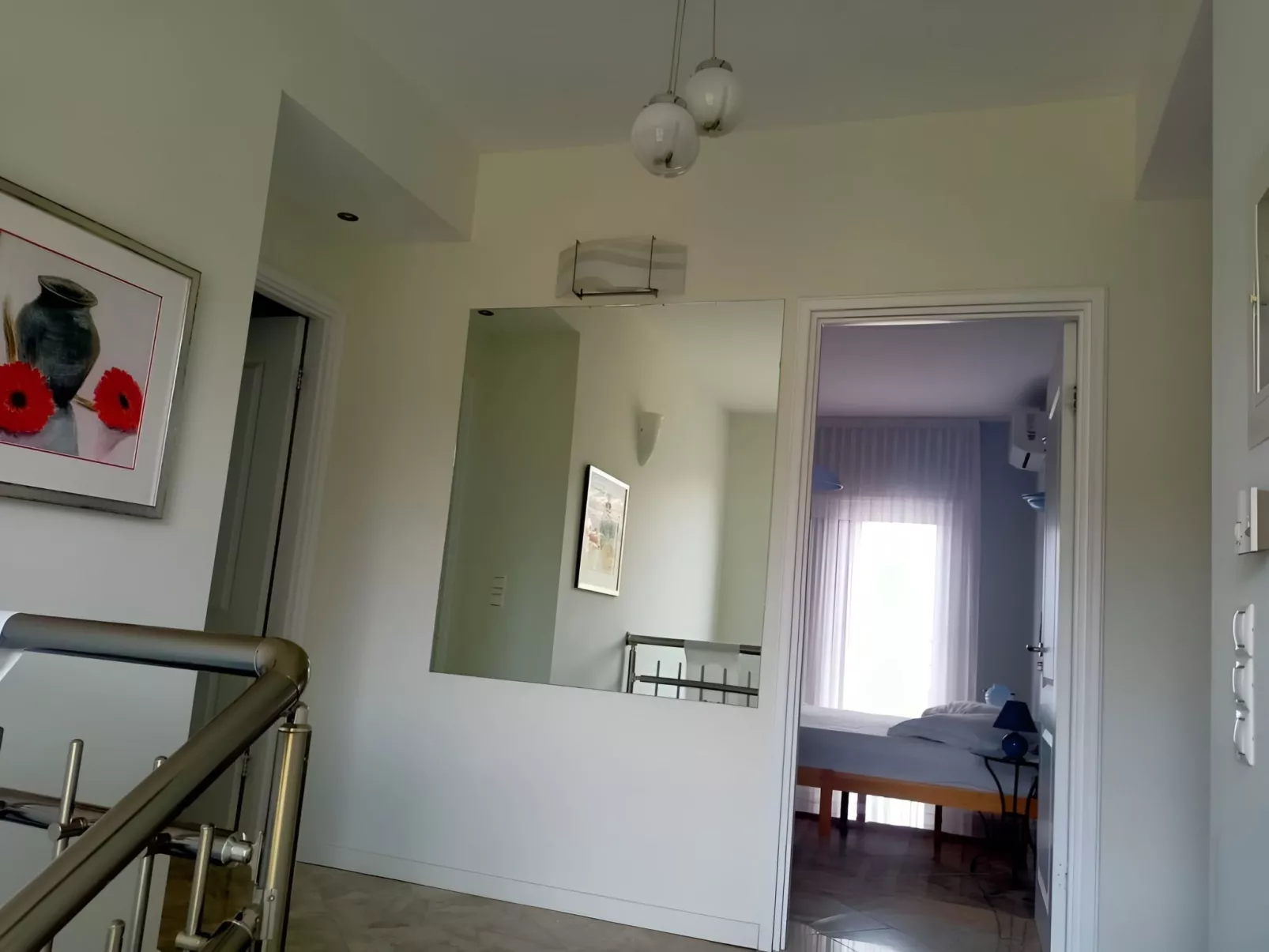 Anwesen "Villa Livadia" mit Infinity-Pool-Dedans