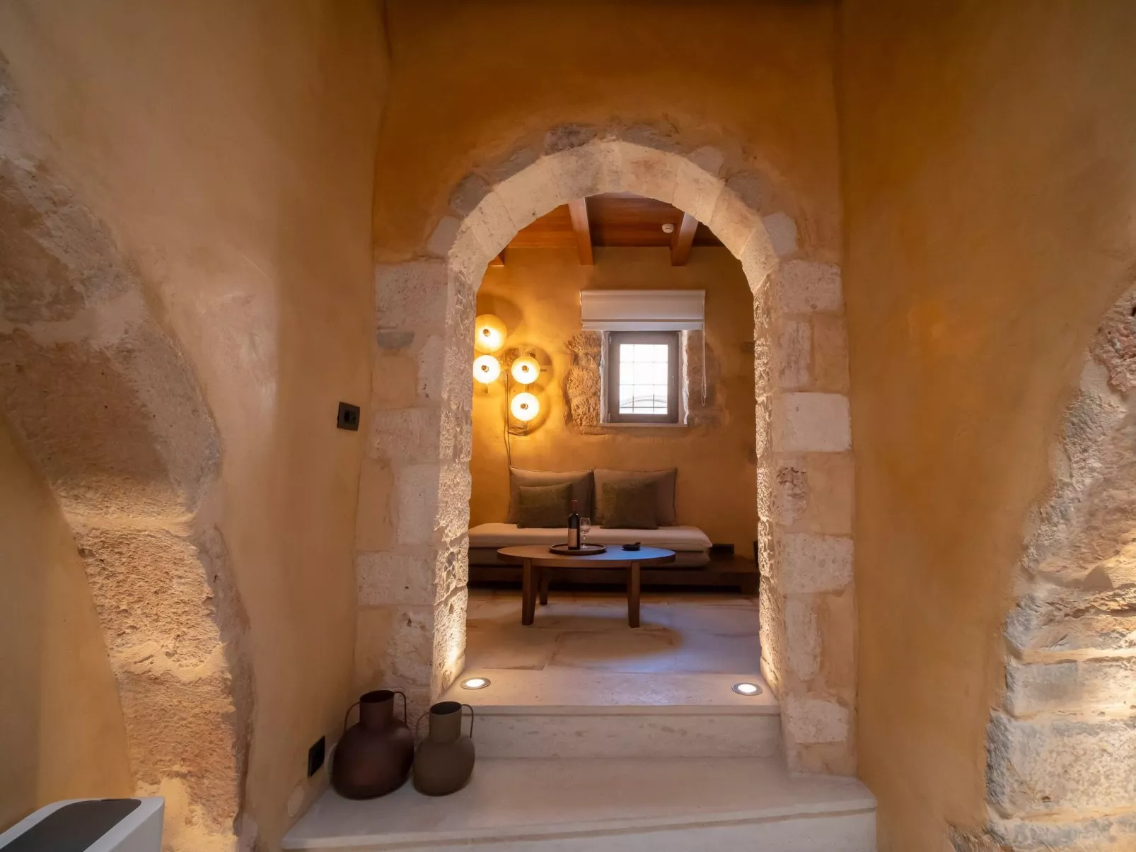 Santa Veneranda von Checkin Trikamaro-Inside