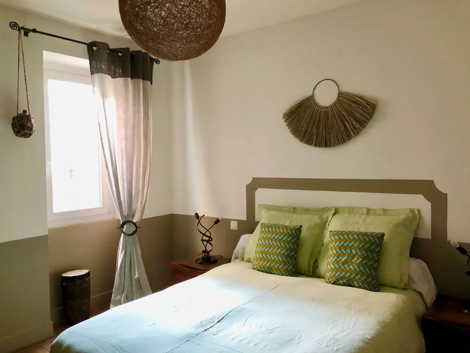 Haus mit Charakter in der Nähe von Uzès und den Cevennen-Drinnen