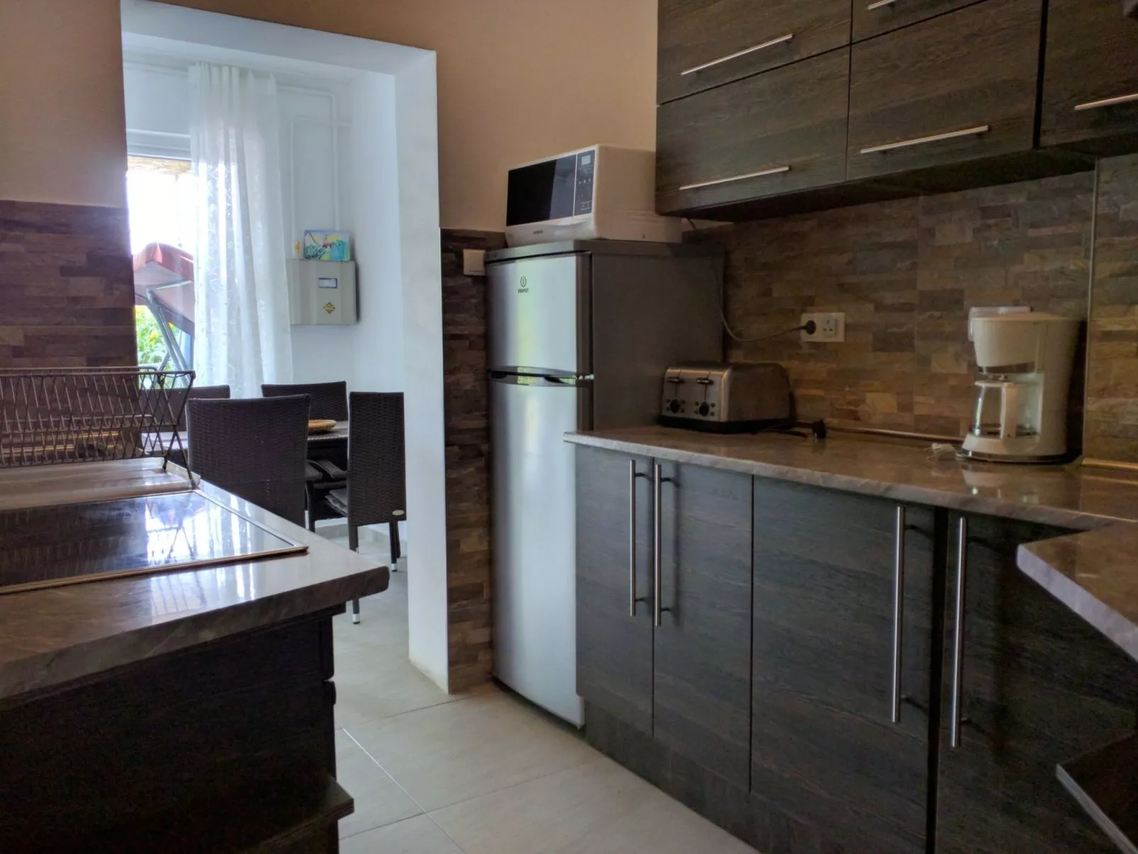 Doppelhaushälfte für sechs Personen mit Terrasse-Dedans