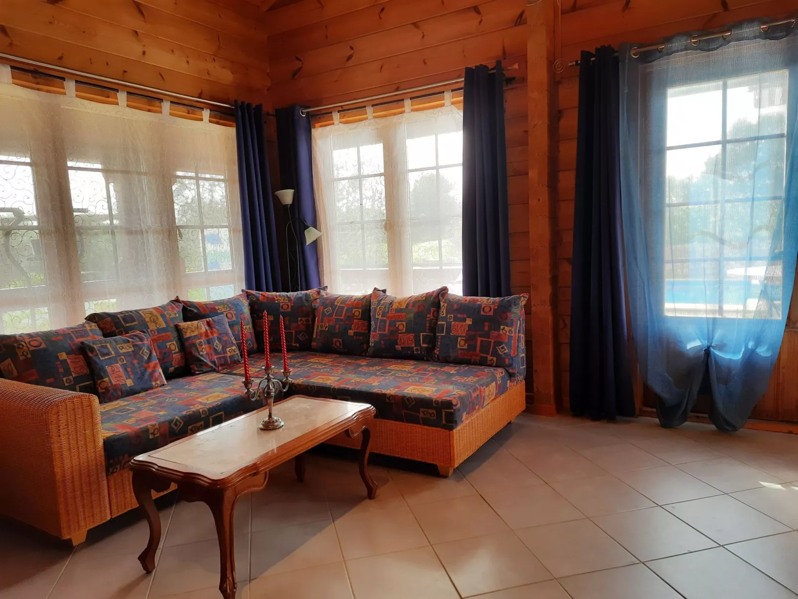 Casa Amendoas-Drinnen