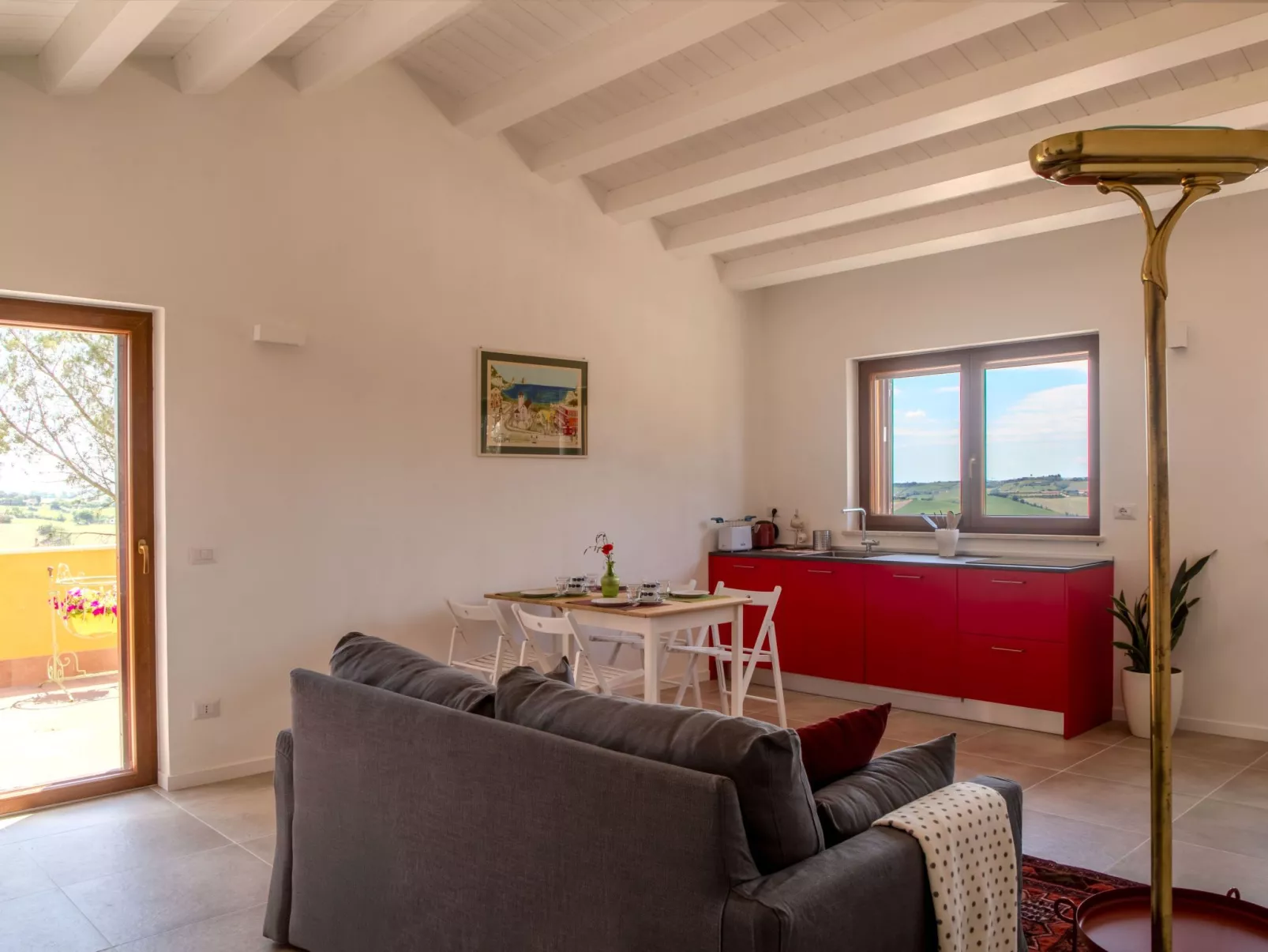 Haus mit Terrasse mit Aussicht und Gemeinschaftspool-Inside