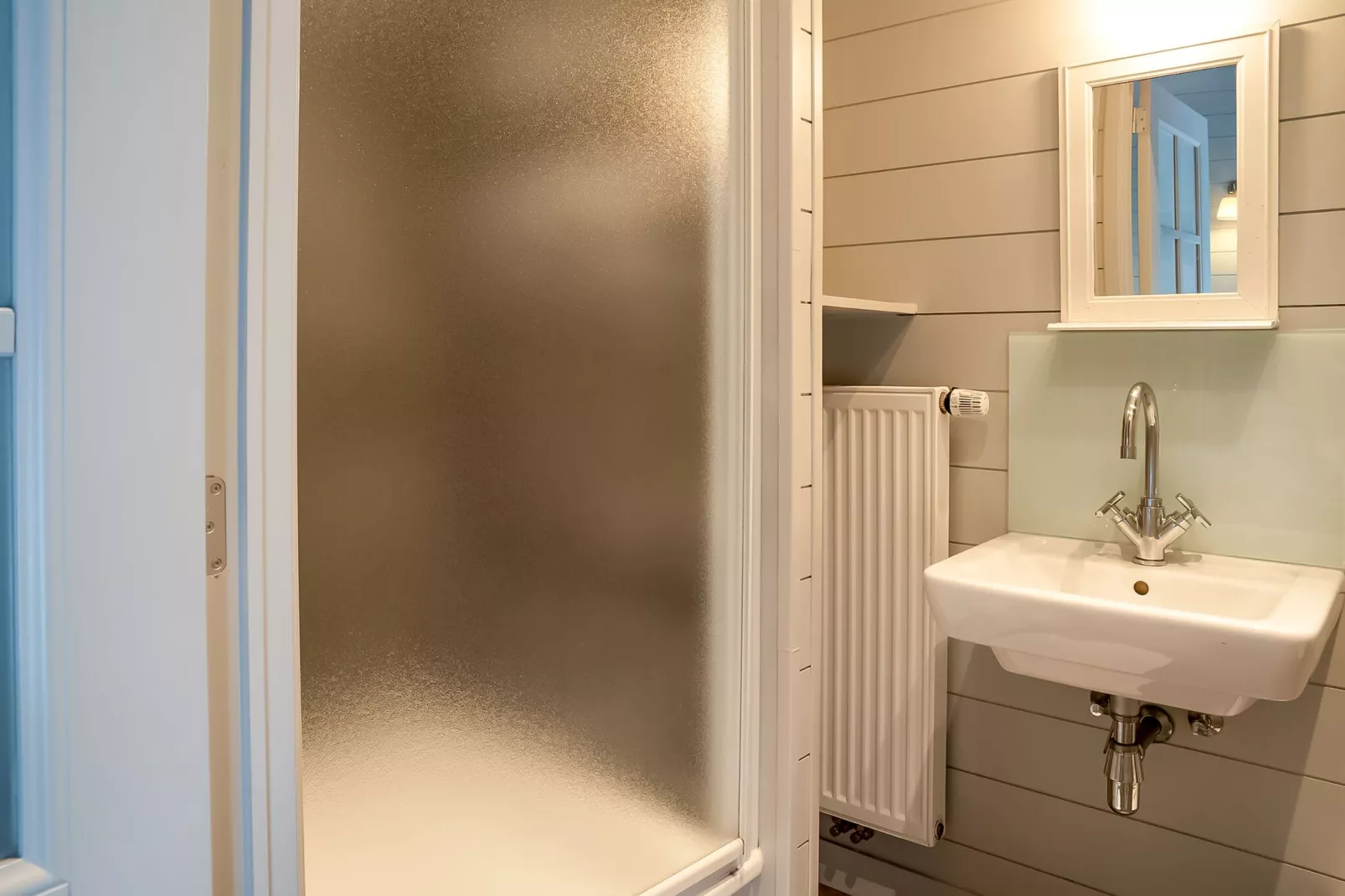La Ferme de Foy 32-Bathroom