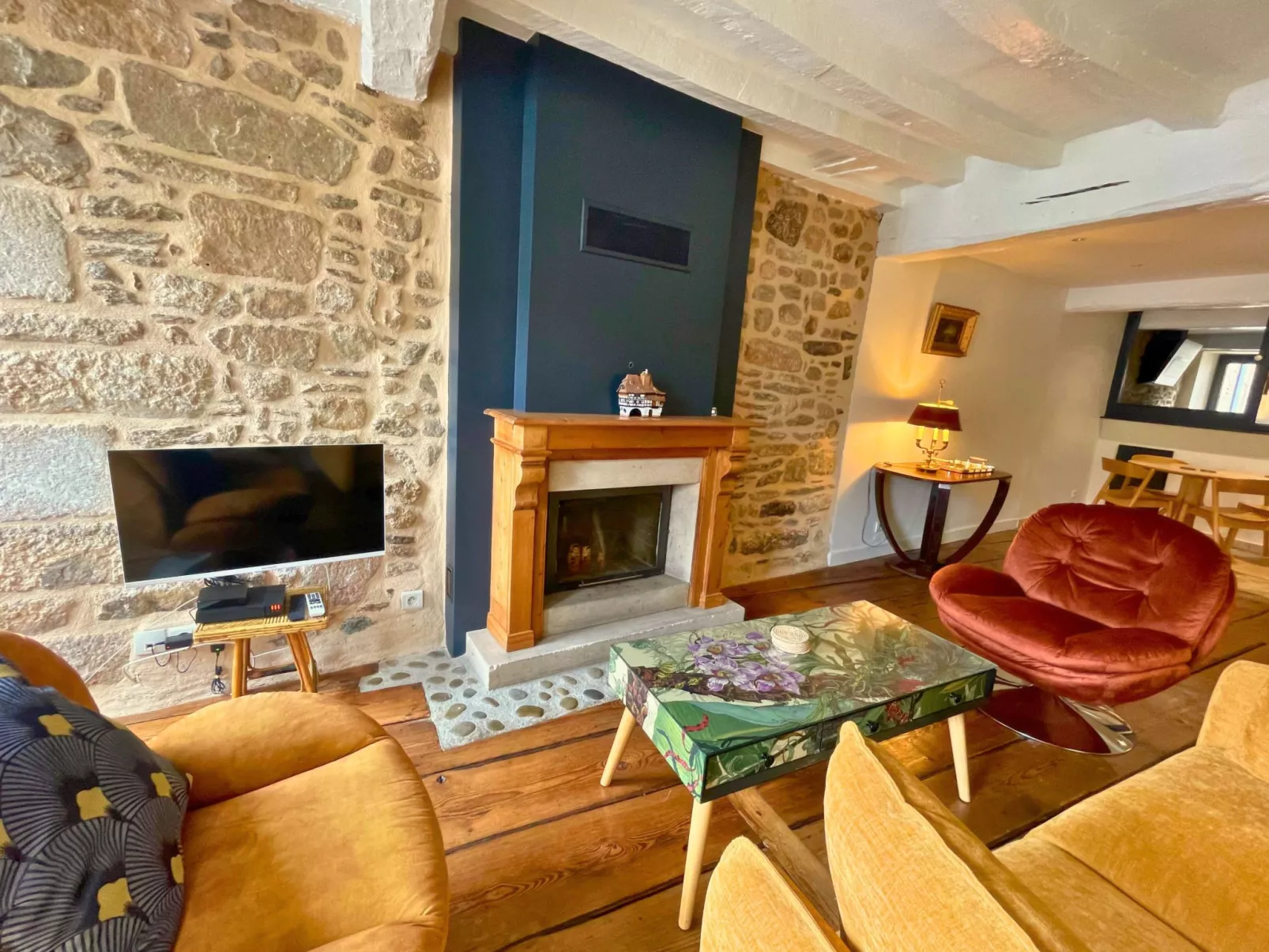 "Town House" im Herzen des historischen Zentrums-Dedans