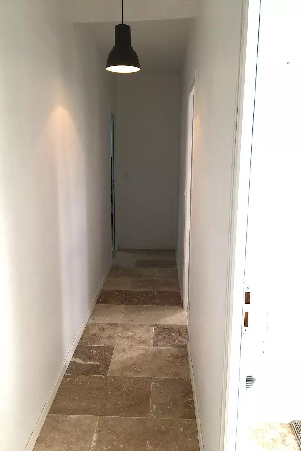 Saint Gildas de Rhuys - In der Nähe des Ozeans-Drinnen