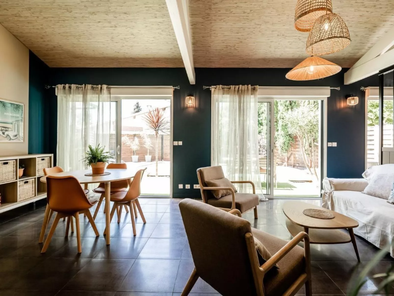 Villa Eden Bleu - Haus in Südlage mit beheiztem Pool und privatem Whirlpool-Inside