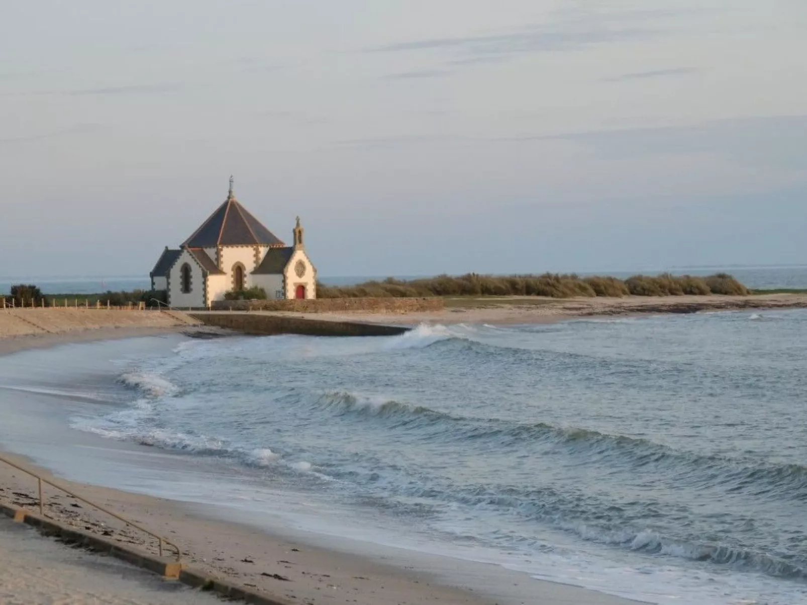 "L'Aube" - privates SPA - ruhig gelegen-Draußen