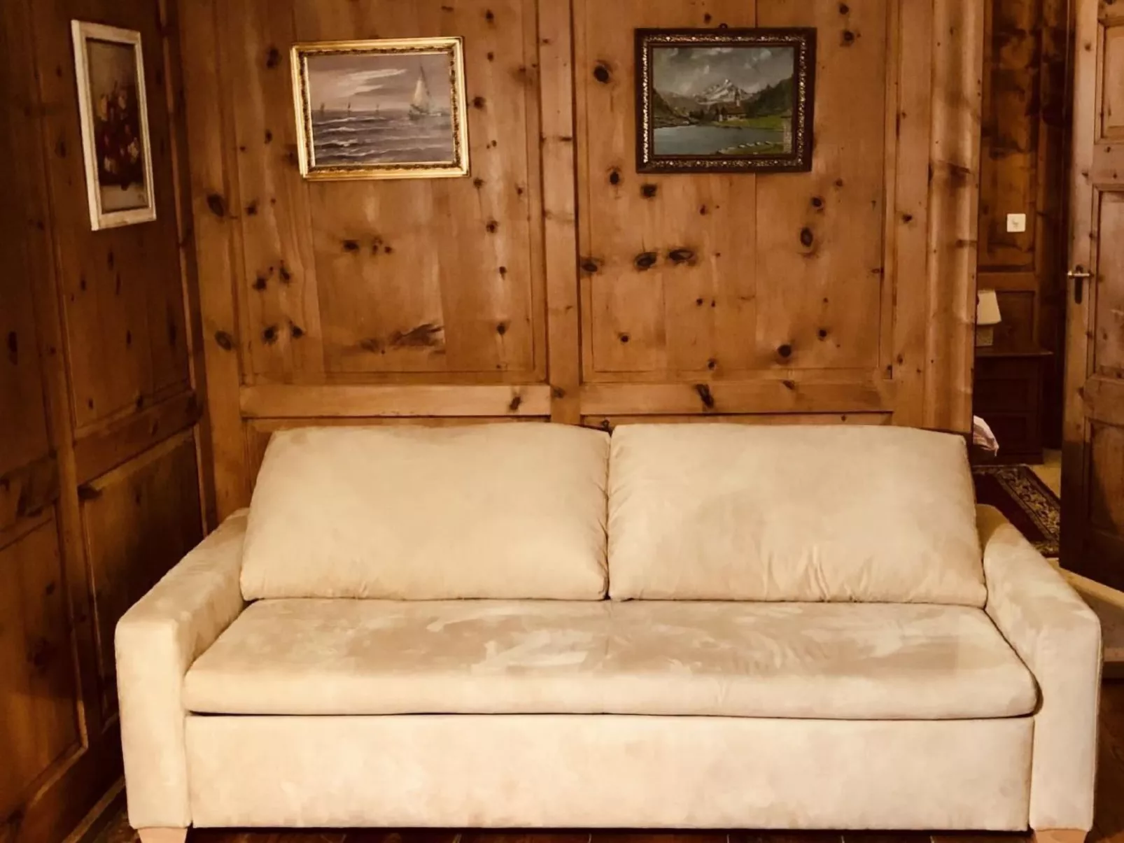 Geräumige Ferienwohnung-Drinnen