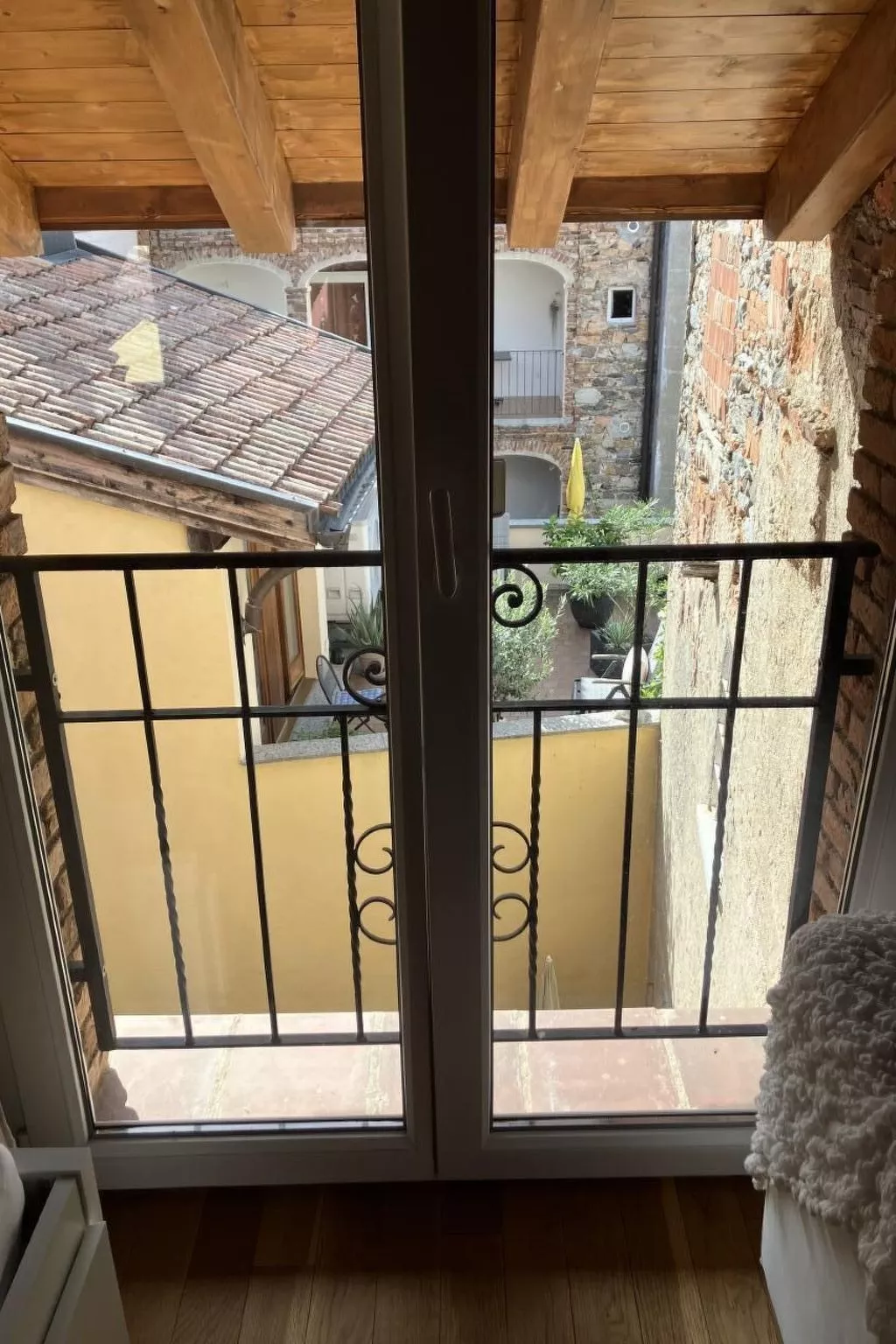 Casa Amélie typisches Tessiner Haus Caslano-Outside