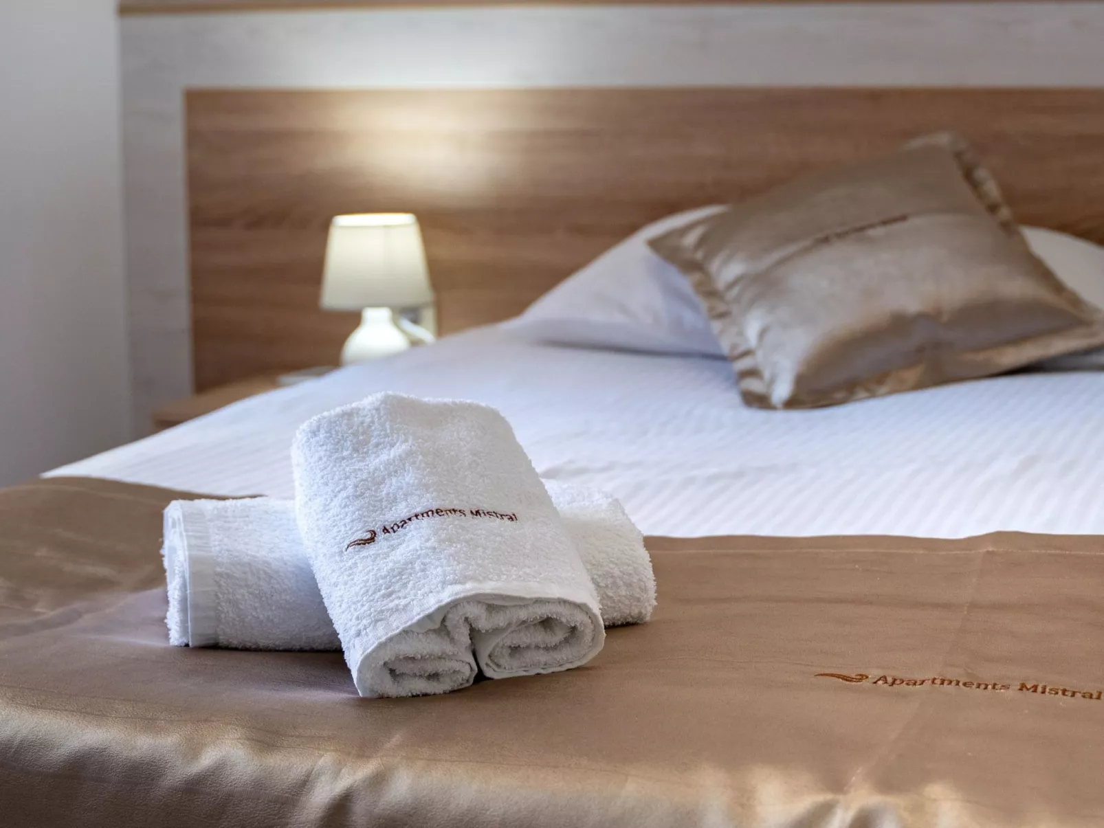 Appartement mit Blick auf das Wasser-Drinnen