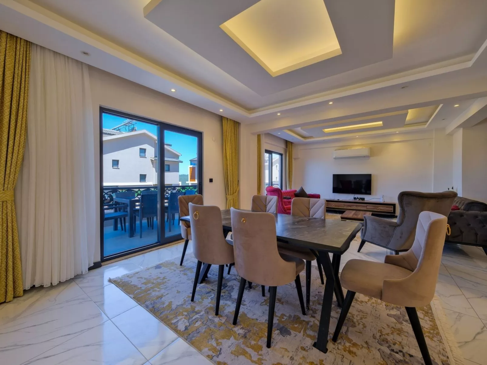 In Ölüdeniz für 8 P-Inside