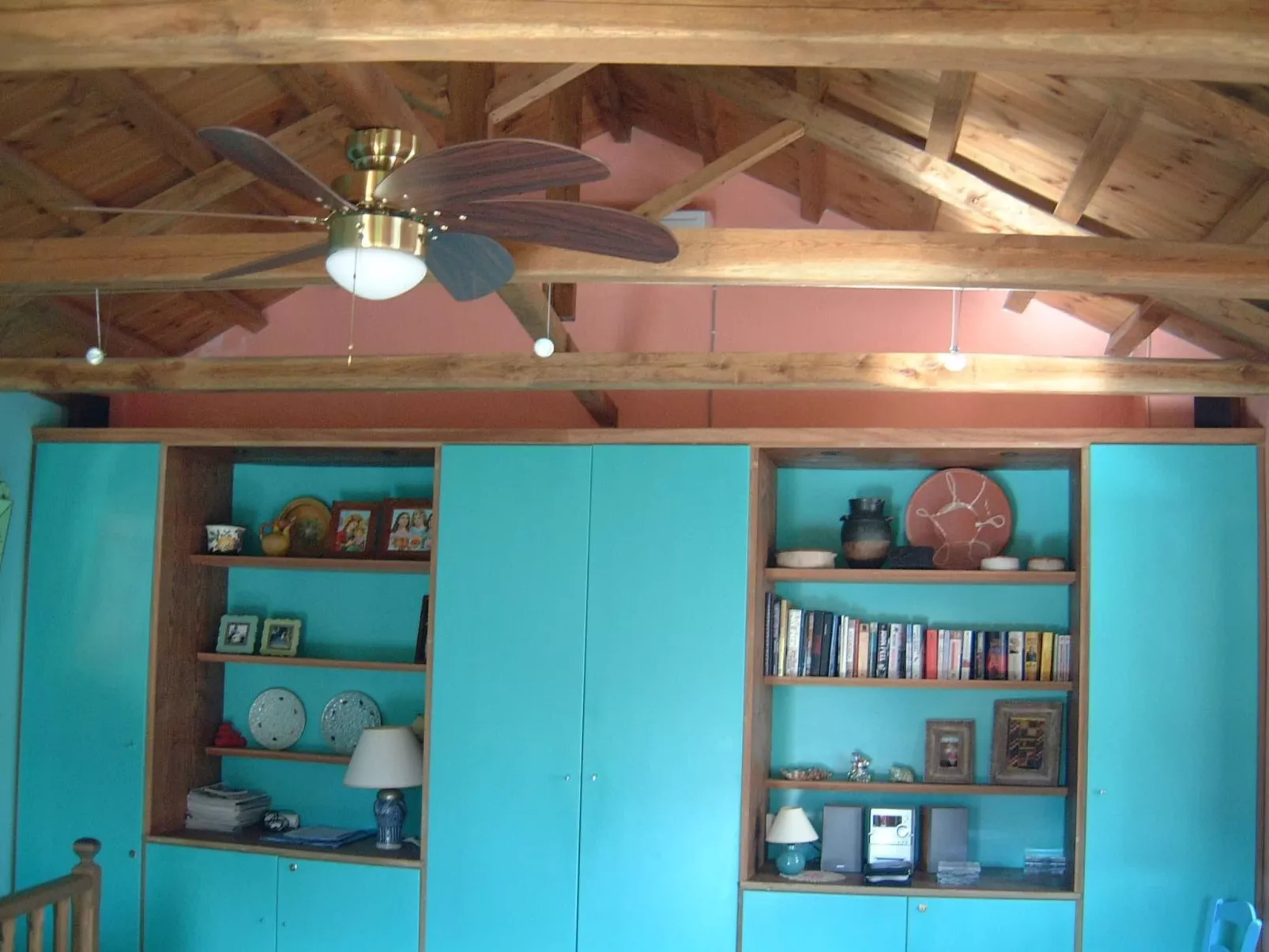 "Kyria Florenz"-Drinnen