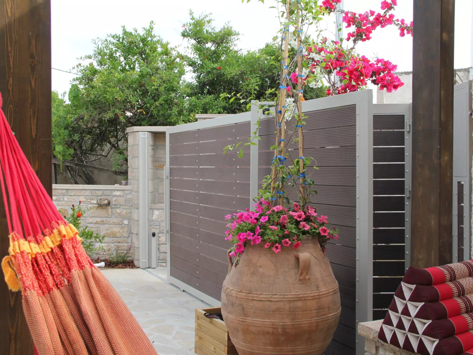 Paradisos für 14 Personen und 4 Kinder-Dedans