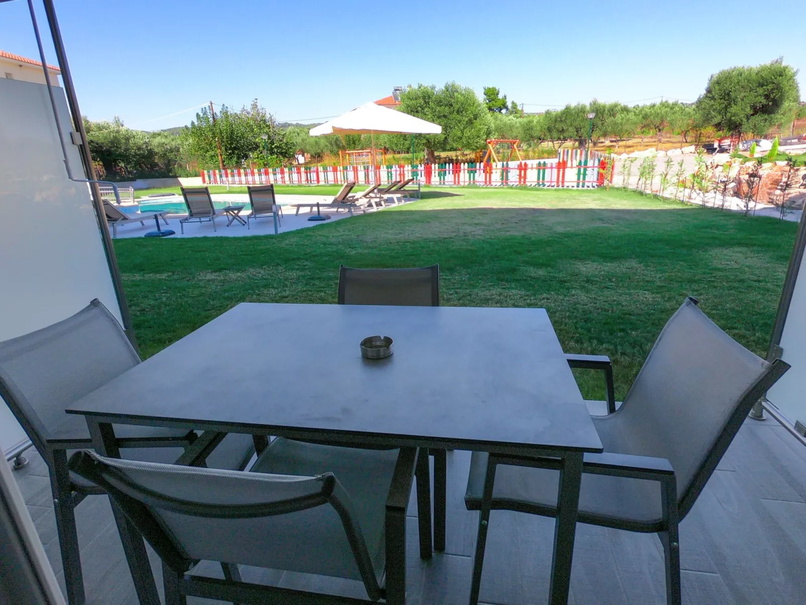 Finikas Garden Nikit-Outside