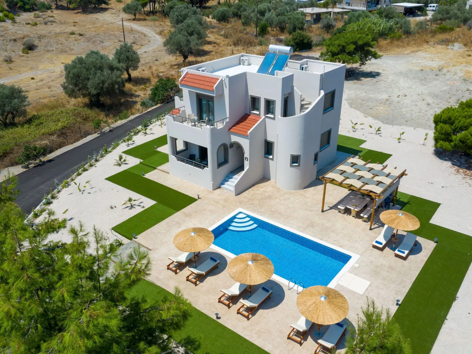 Sun's Reach Villa mit Schwimmbad-Dedans