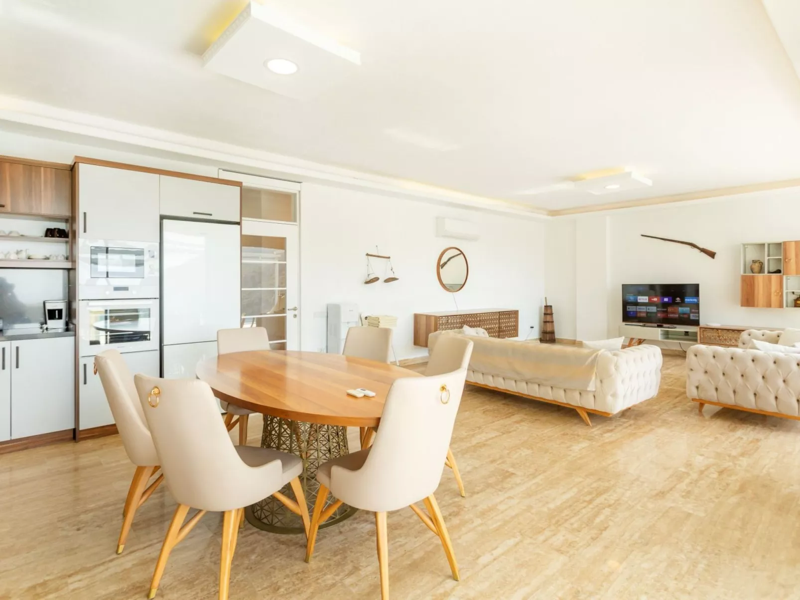 Villa Infinity Mountain mit Pool in Kalkan-Drinnen