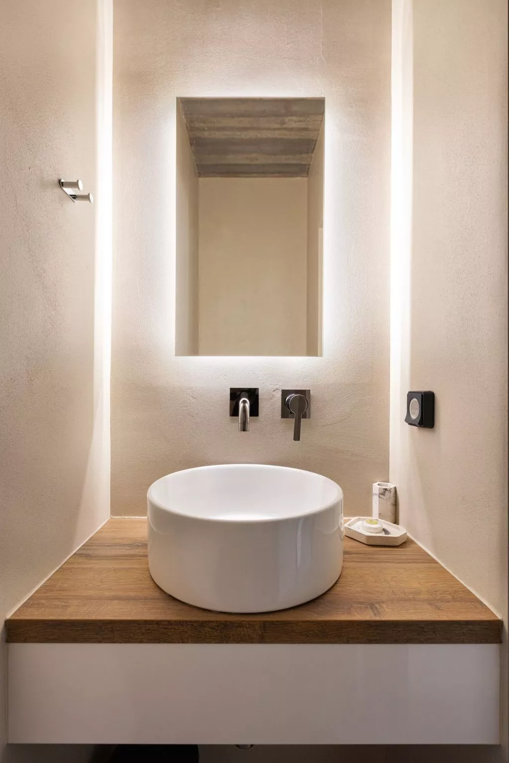 "Domus Aestas Myrtia"-Inside