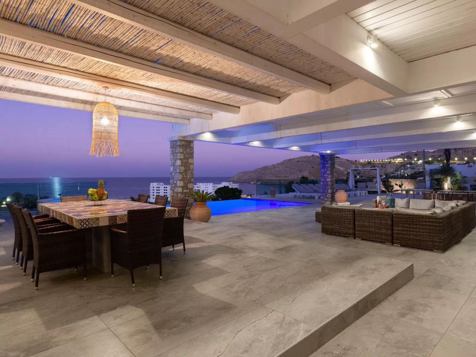 Moderne Luxusvilla-Image-tags.info