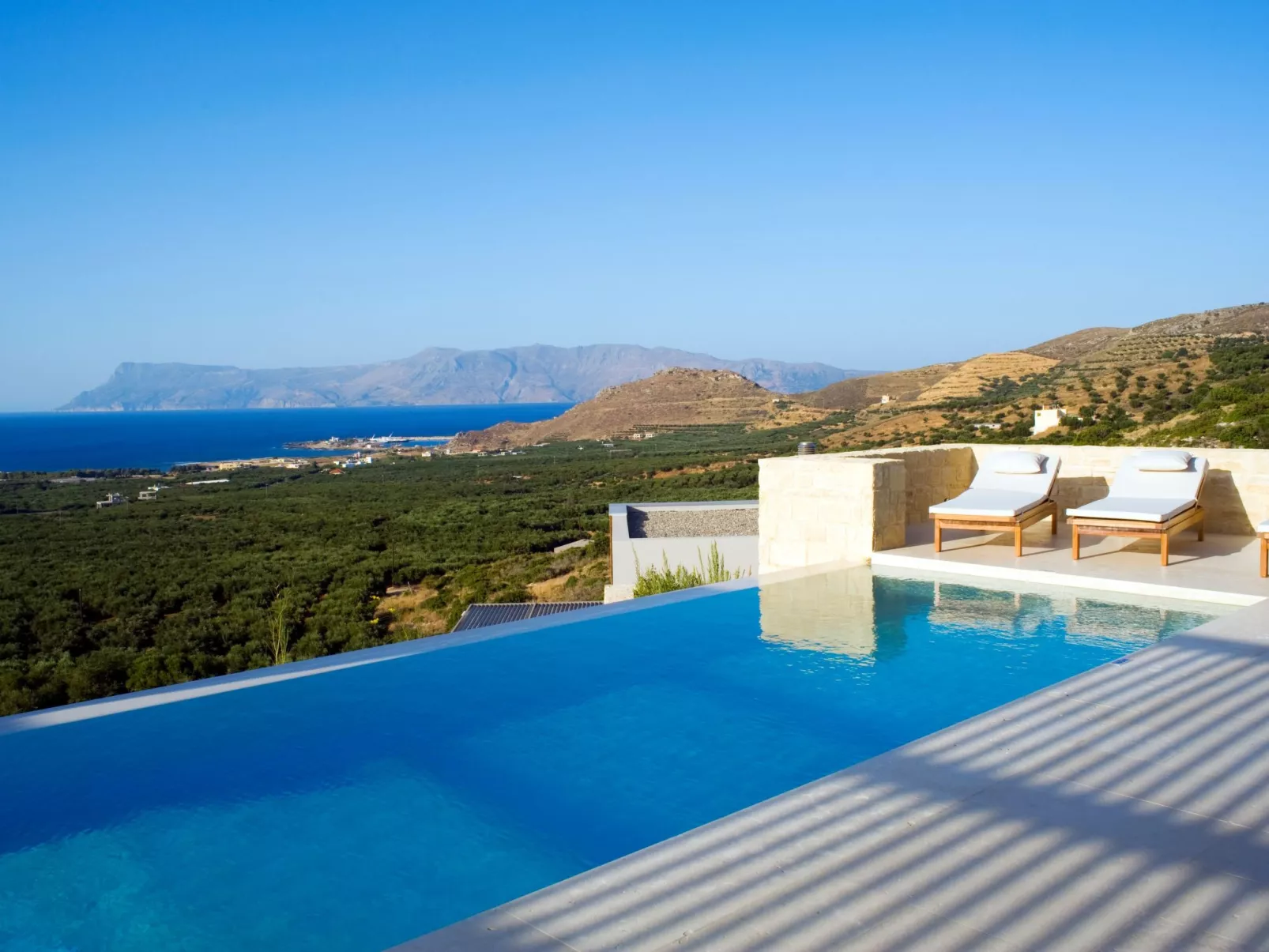 "Villa Symphony"-Inside