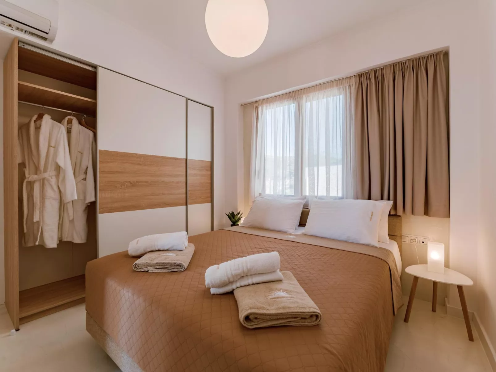 Schöne Villa Oriens in Gennadio-Dedans