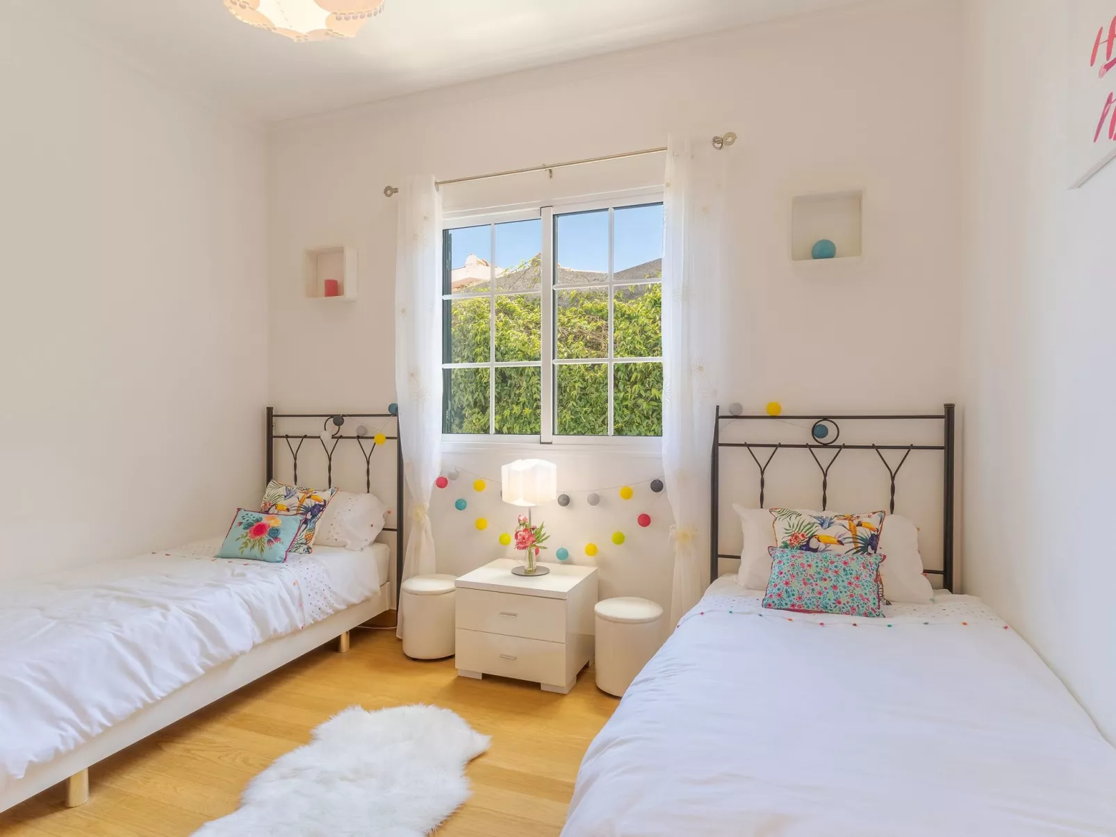 Villa Black Rock-Image-tags.info