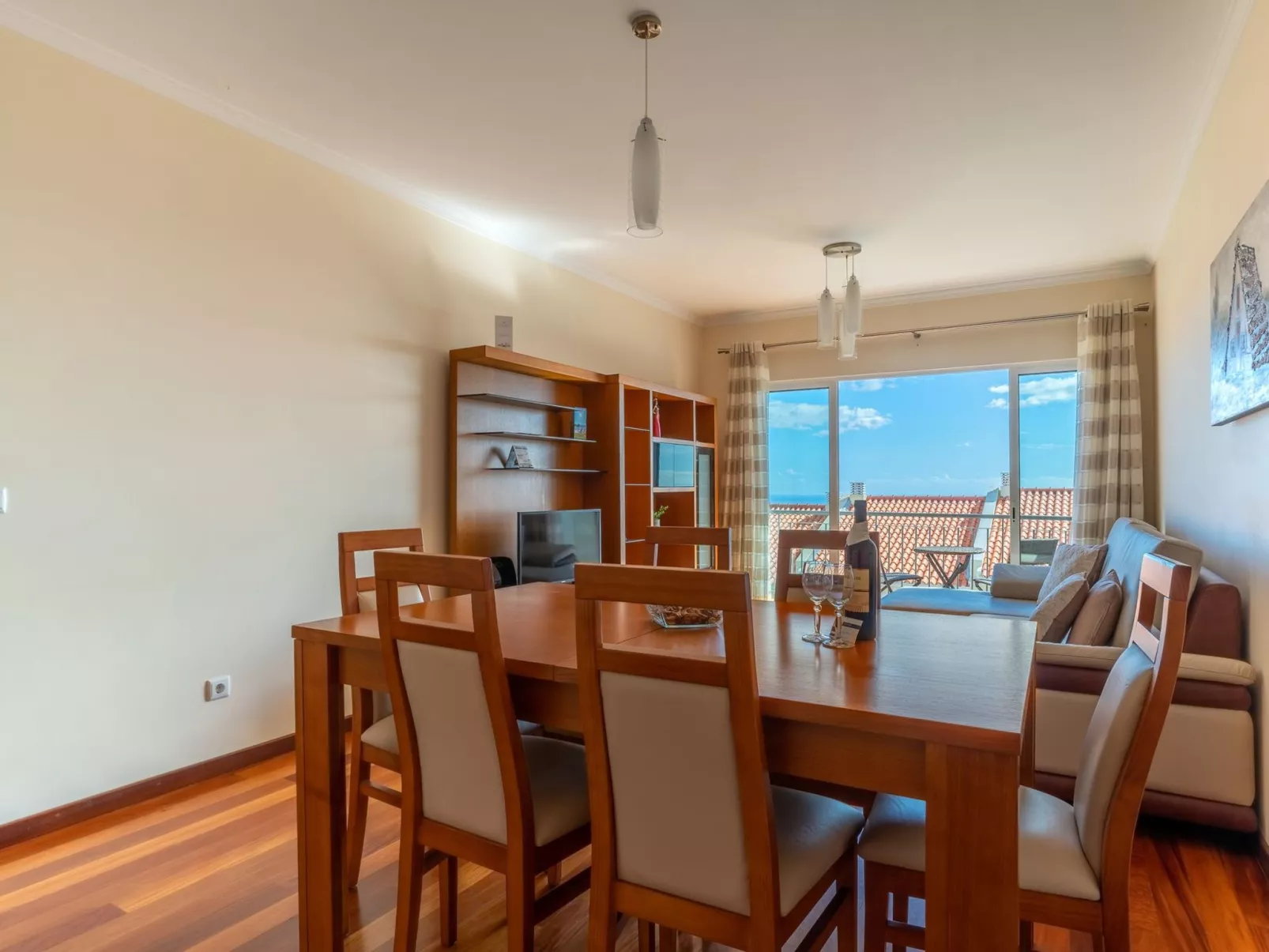 "Garajau View" mit Balkon-Inside