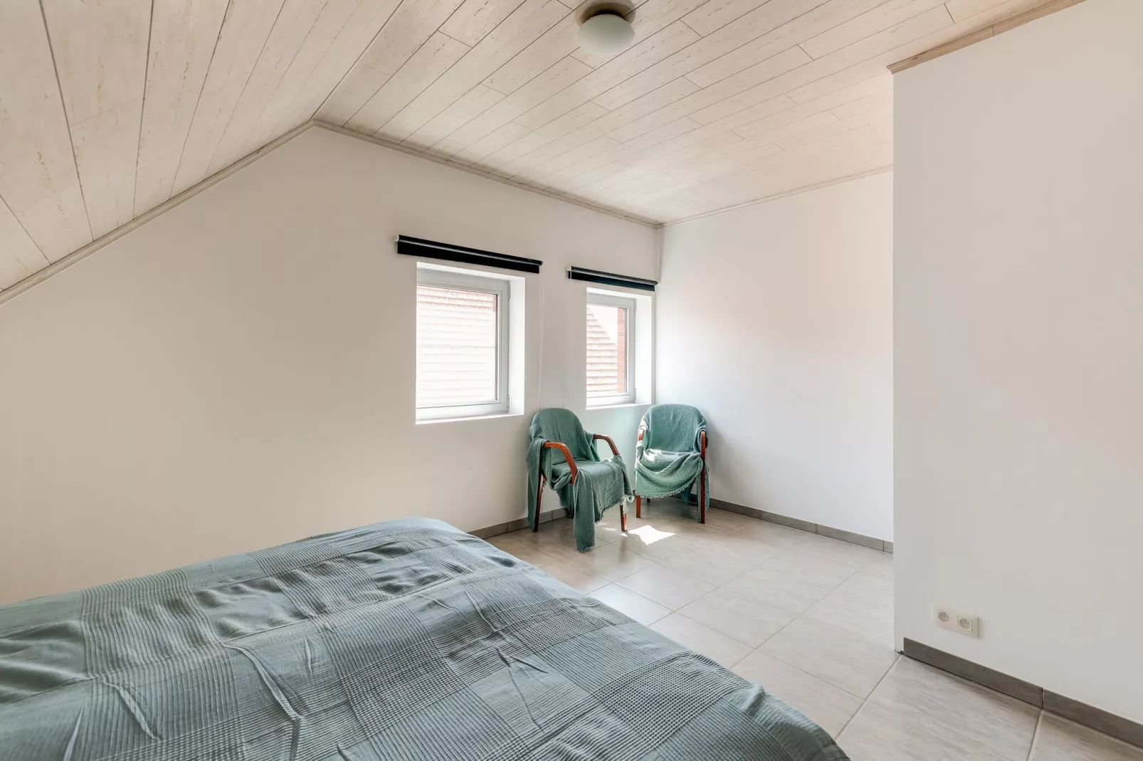 IN DE WOLLEKJES  “slapen bij of tussen de schapen”-Chambre