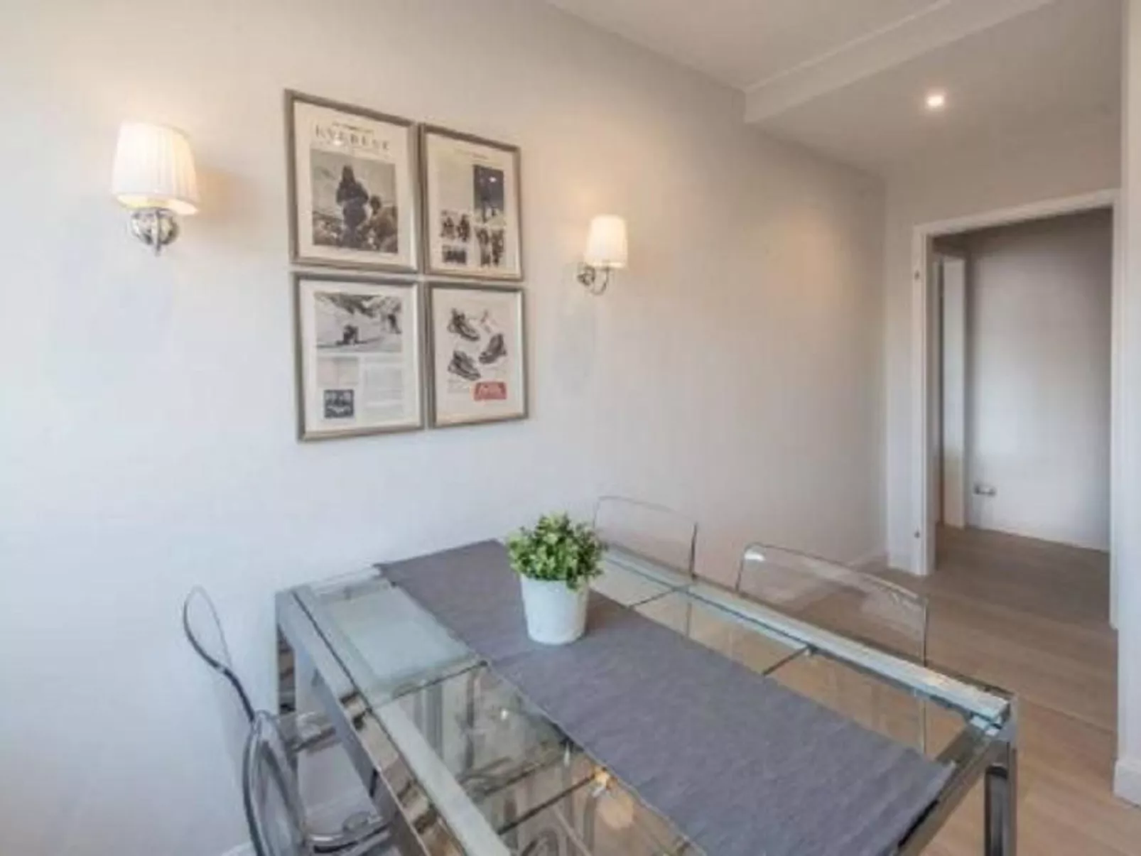 Elegante Penthouse-Wohnung mit Seeblick-Drinnen