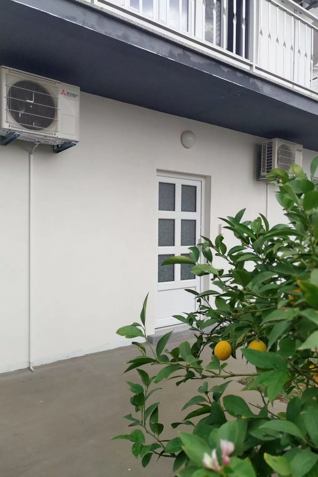 Zimmer mit Garten-Dehors