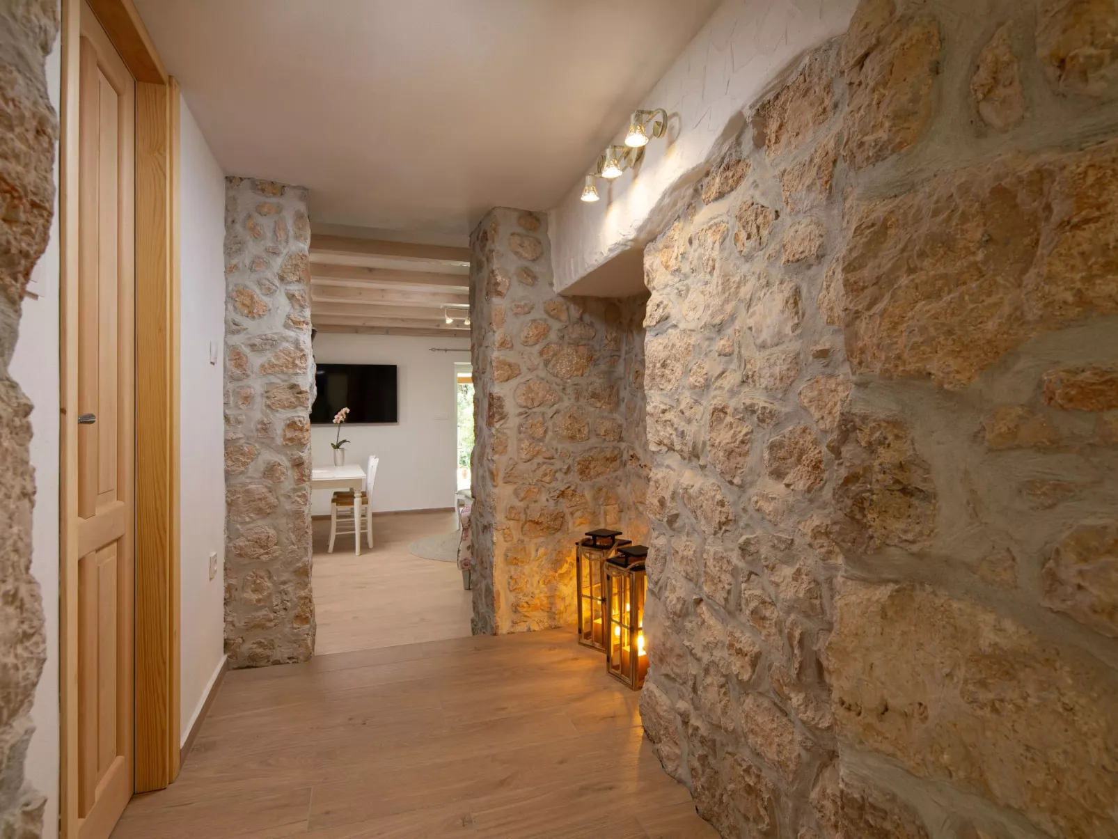 Casa di Nika - charmante Steinvilla mit beheiztem Pool-Inside