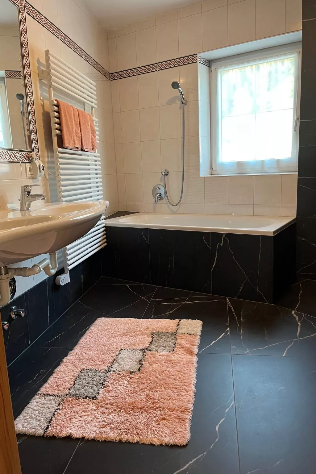 Sonnenapartment-Dedans