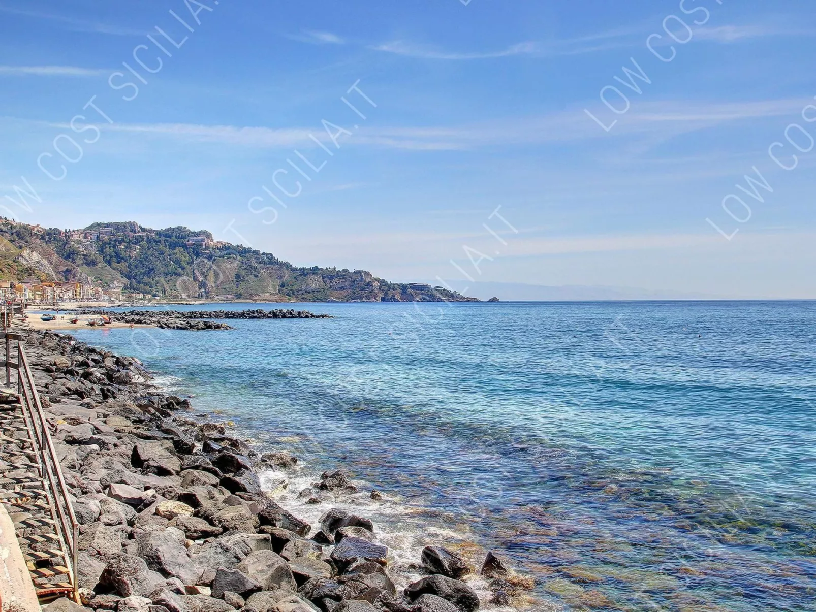 Tysandros in Giardini Naxos-Dedans