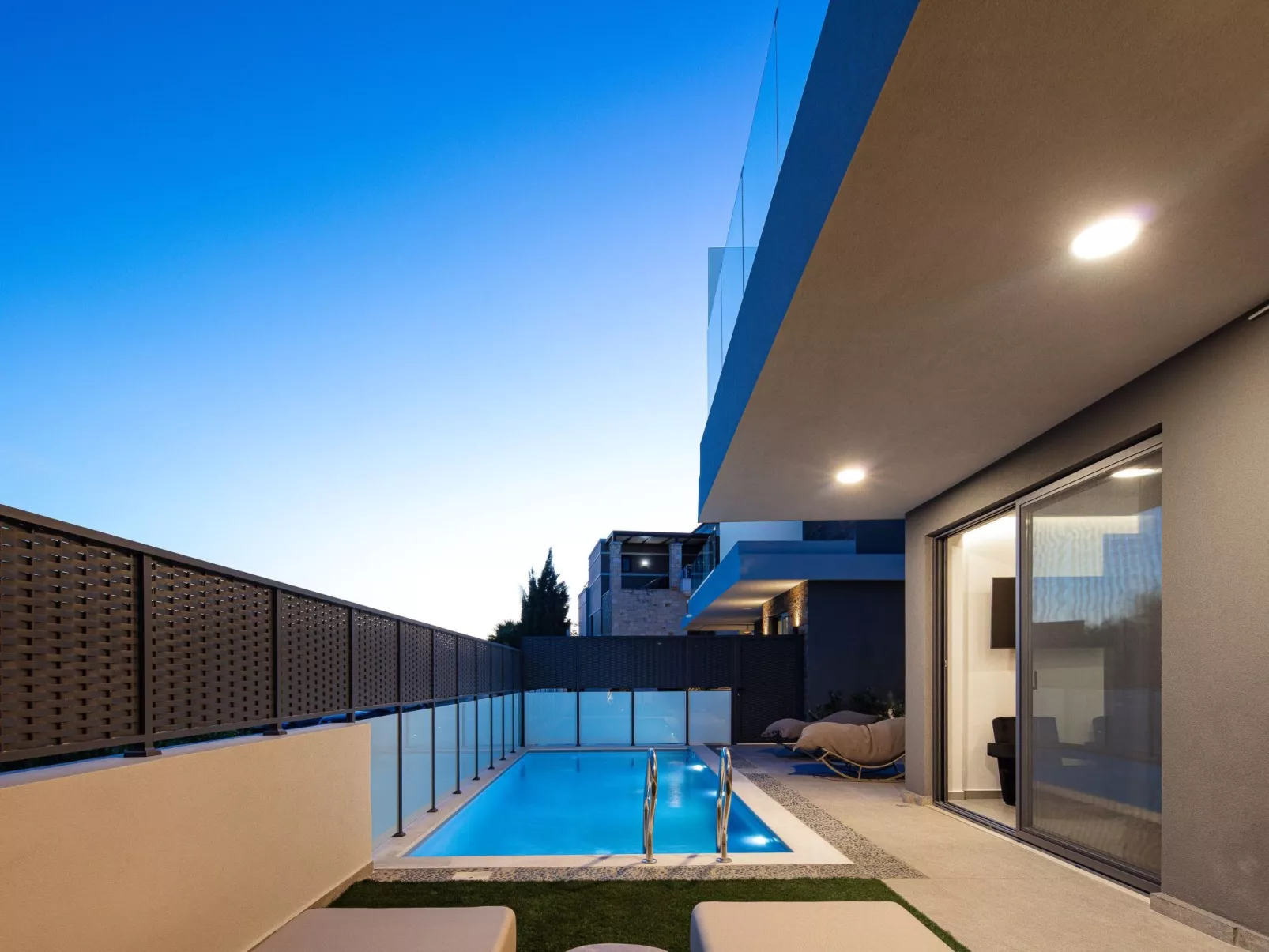 VillaSaints II - Elegante Pool-Villa in Strandnähe-Inside