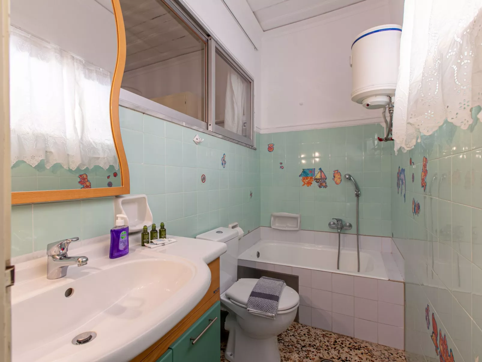 Haus Orestis-Drinnen