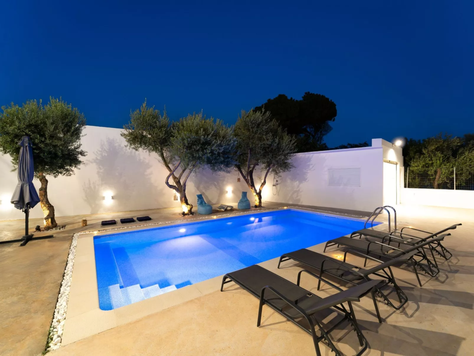 Juwelen-Villa-Outside