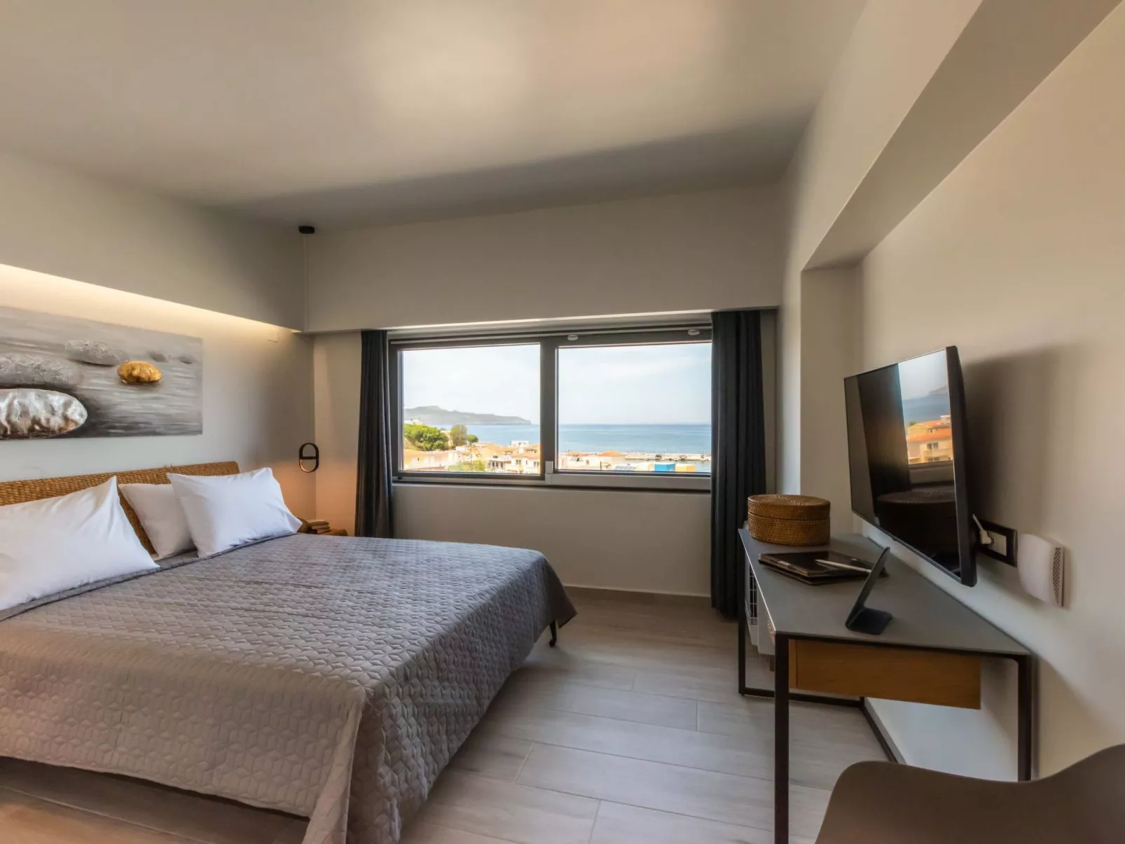 Villa Solis -100m zum Meer und ''Free'' Beheizter Pool-Inside