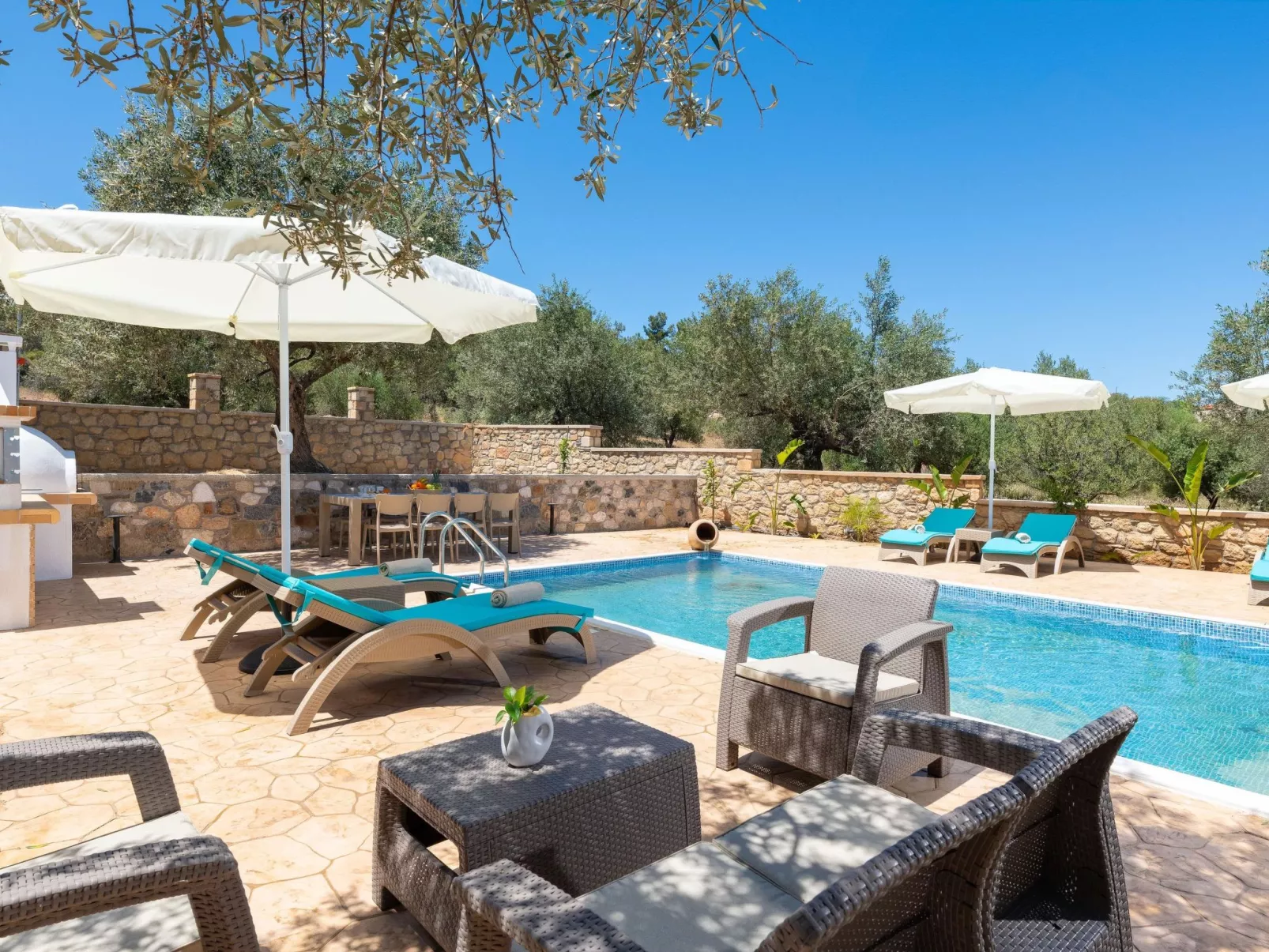 Für 6 Personen ca. 130 m-Outside